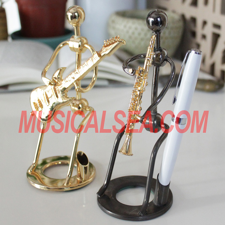 golden figurine